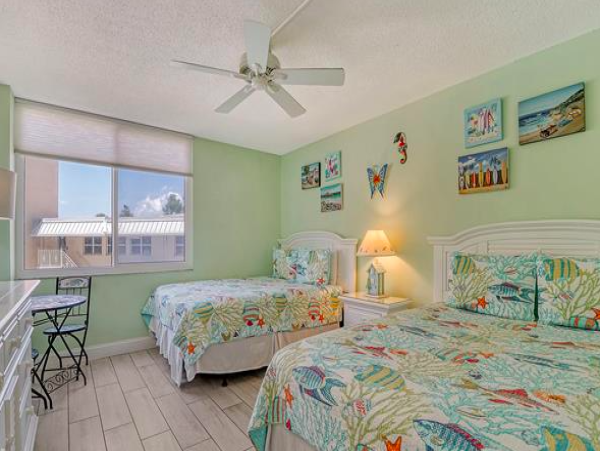 2 Bedroom Siesta Key Condo sleeps 6