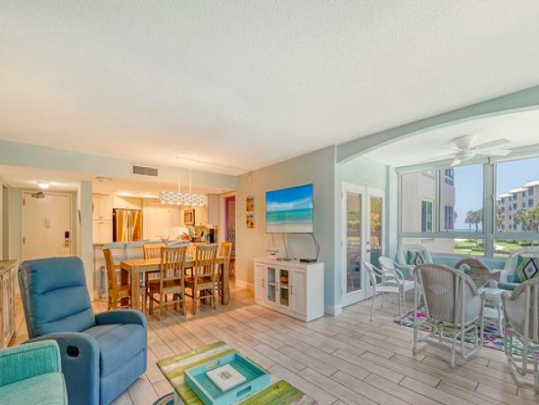 2 Bedroom Siesta Key Condo sleeps 6