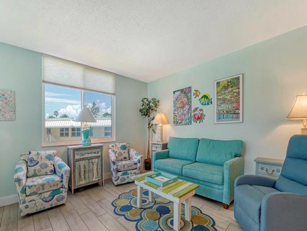 2 Bedroom Siesta Key Condo sleeps 6