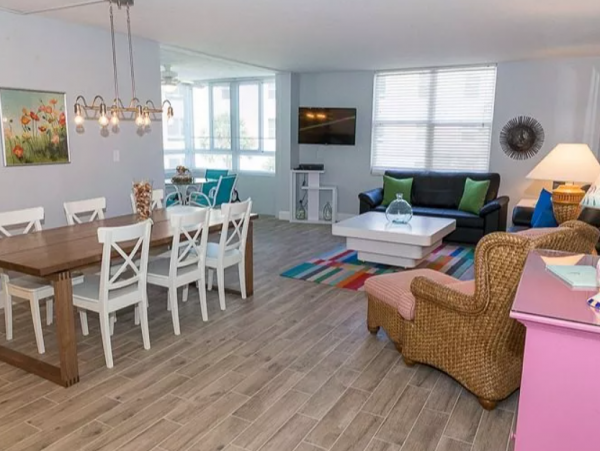 Lovely 2 Bedroom Condo Partial Ocean Views