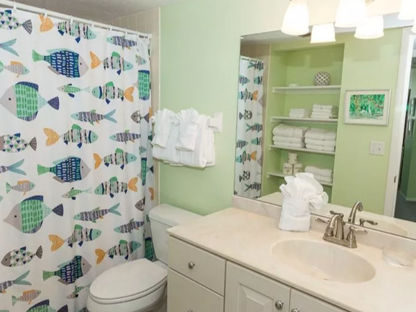 Lovely 2 Bedroom Condo Partial Ocean Views