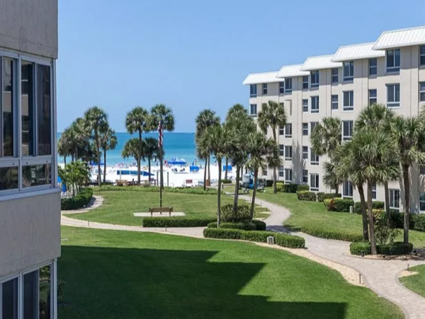 Lovely 2 Bedroom Condo Partial Ocean Views