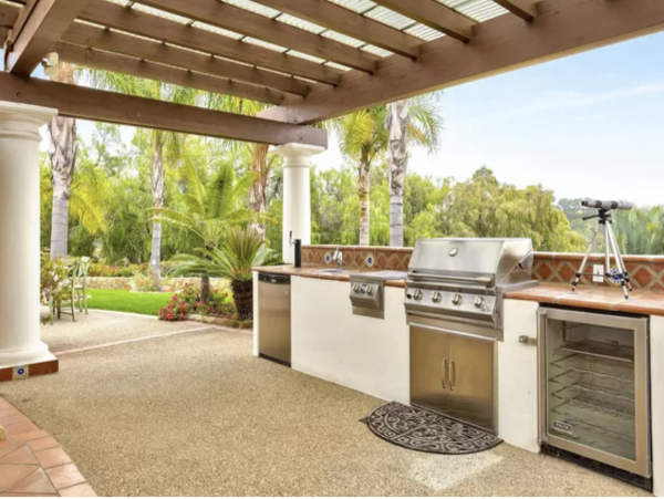 Stunning Santa Barbara Luxury Estate Home with Guest Houses & Pool