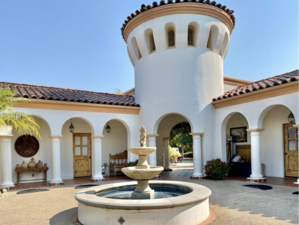 Stunning Santa Barbara Luxury Estate Home with Guest Houses & Pool
