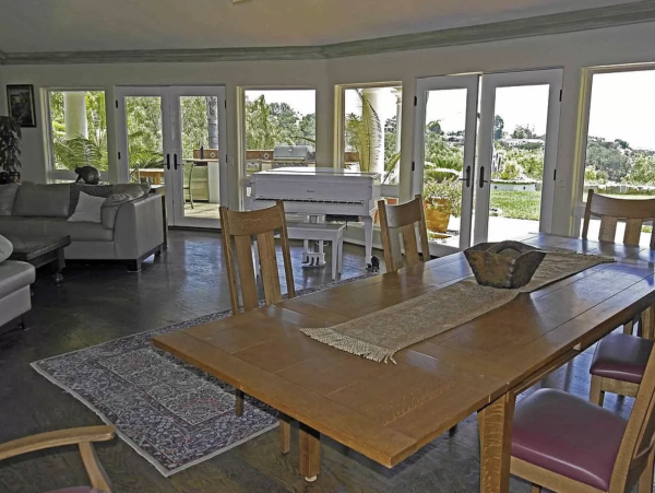 Stunning Santa Barbara Luxury Estate Home with Guest Houses & Pool