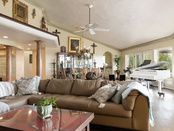Stunning Santa Barbara Luxury Estate Home with Guest Houses & Pool