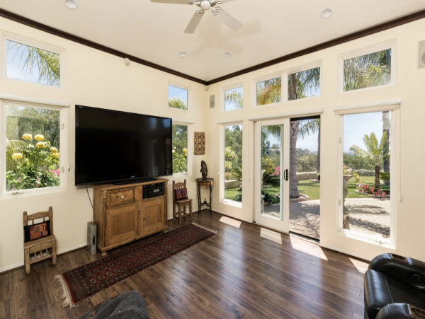 Stunning Santa Barbara Luxury Estate Home with Guest Houses & Pool