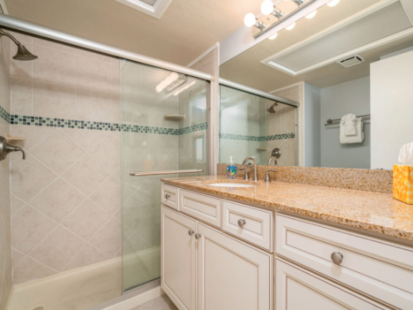 Lovely 2 Bedroom Vacation Condo in Fort Myers Beach