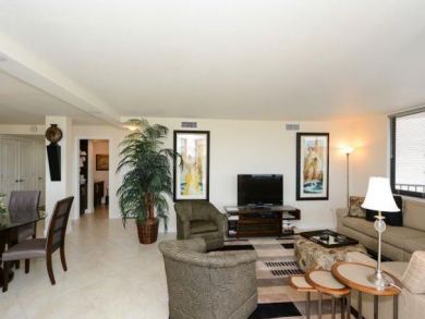 Lovely Siesta Key Vacation Condo Flip Flop to the Beach