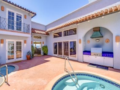The Ultimate La Jolla Vacation Residence.