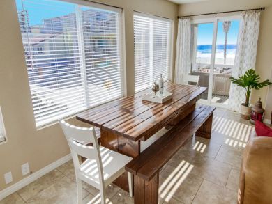 San Diego Luxury Vacation Home Sleeps 16 Guests