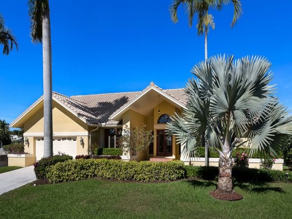 Marco Island Luxury Waterfront  3 Bedroom Vacation Home