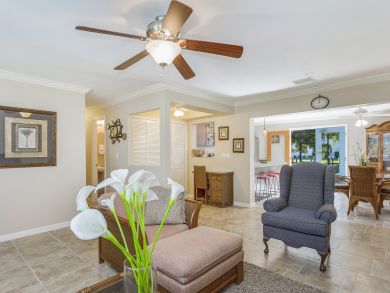 Close to Downtown Canalfront 3 bedroom Rental Close to Downtown Canalfront 3 bedroom Rental