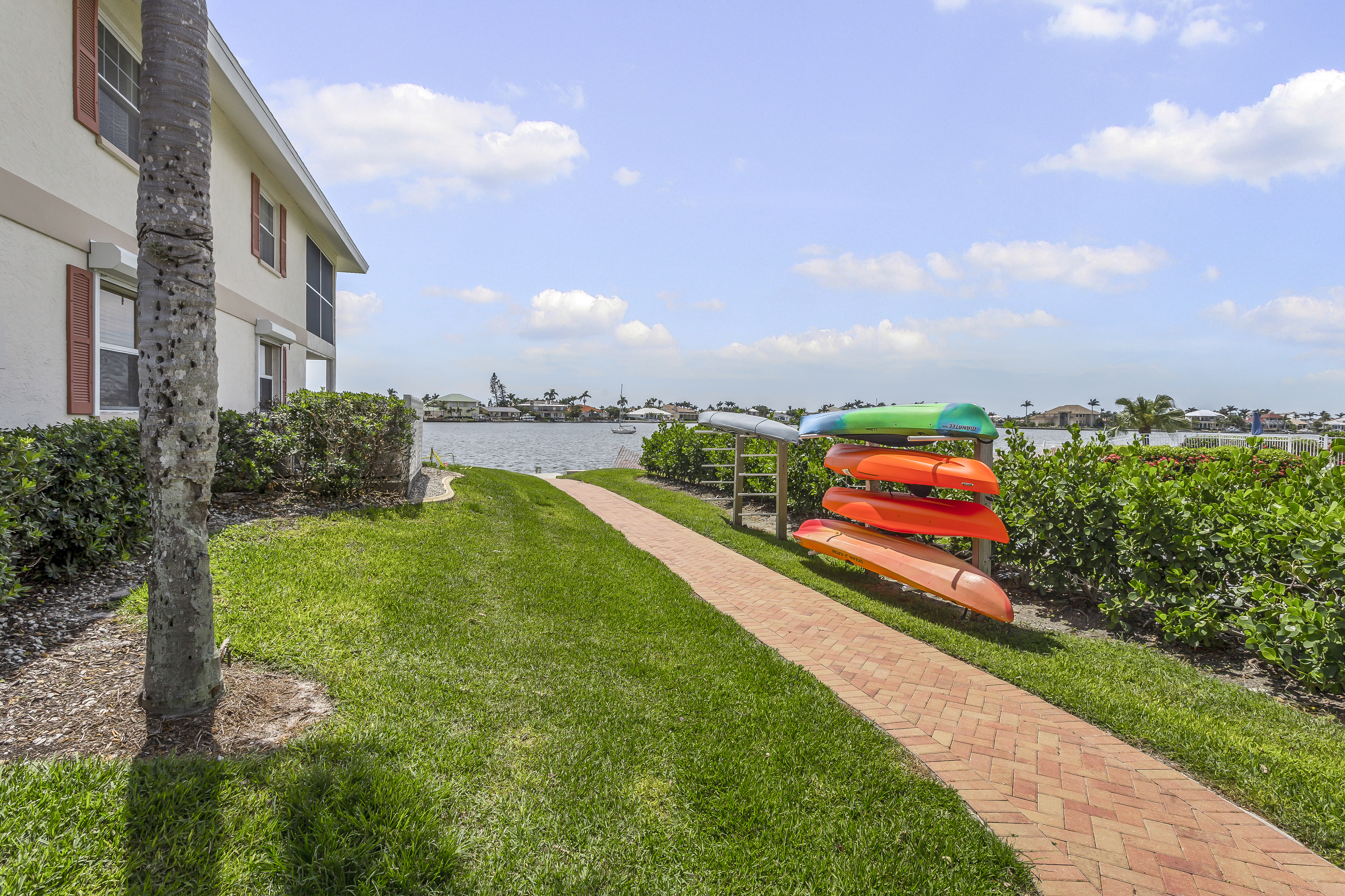 Marco Island Condo 913681