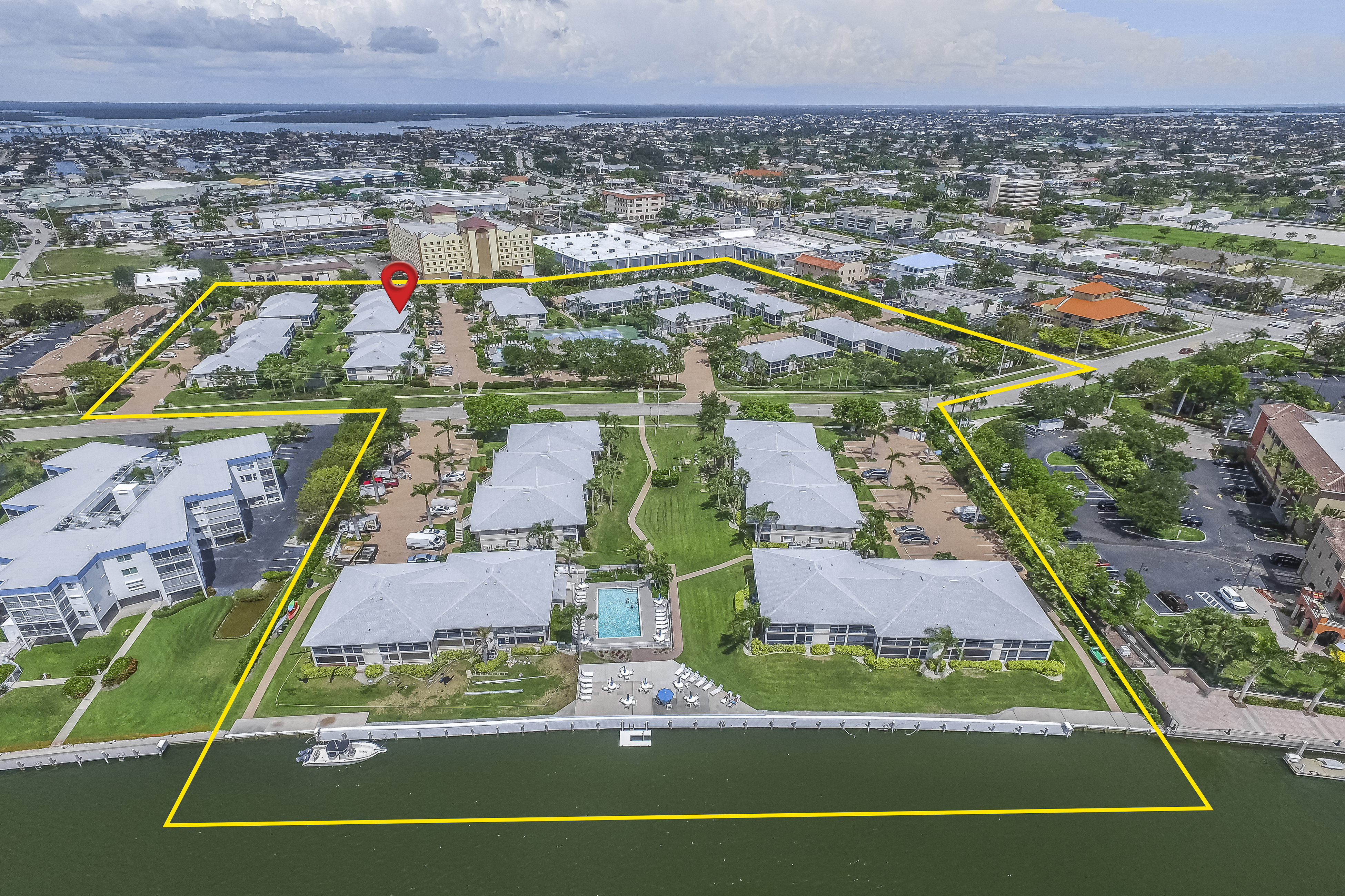 Marco Island Condo 913681