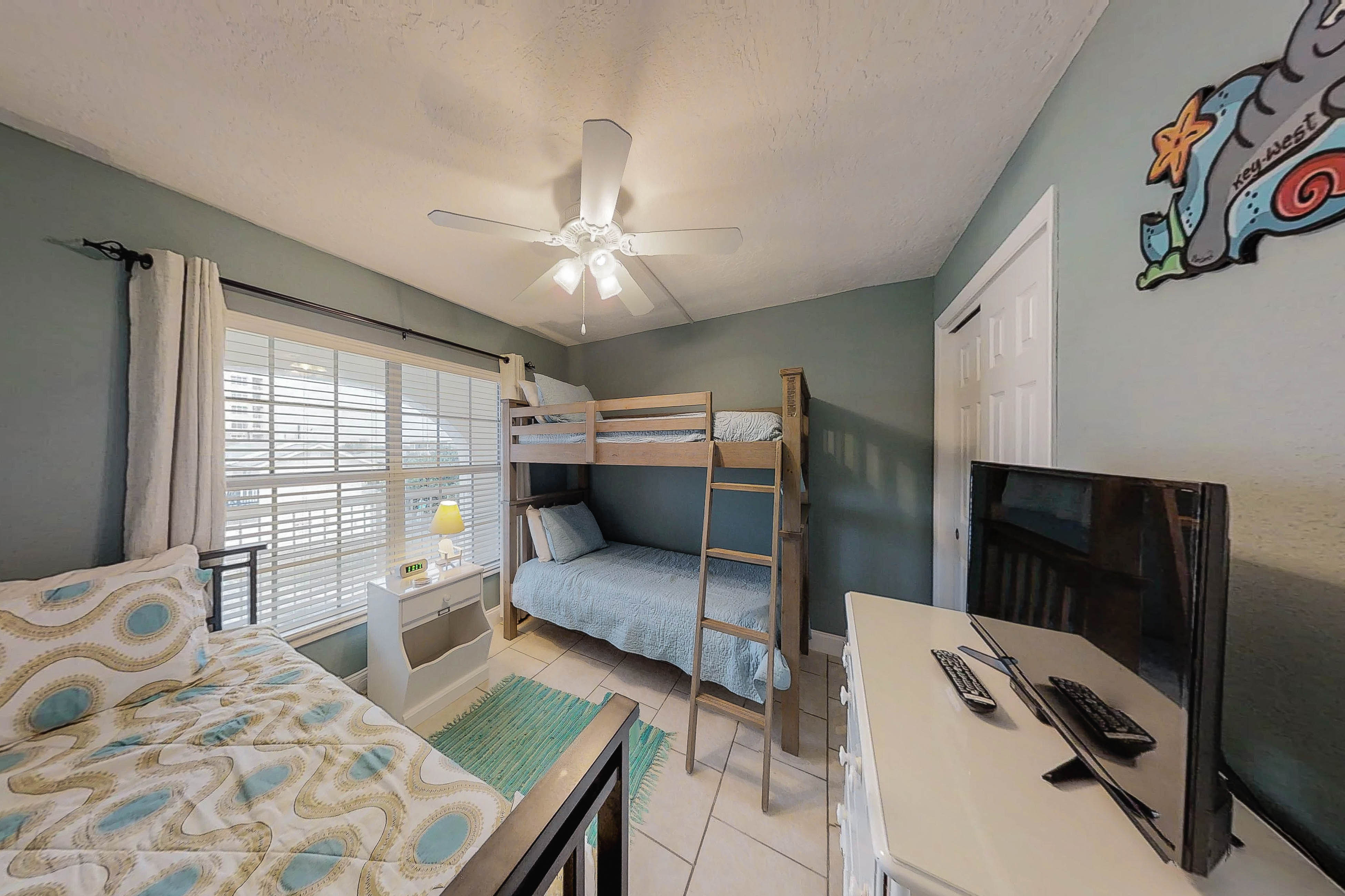 New Smyrna Beach Condo 913701