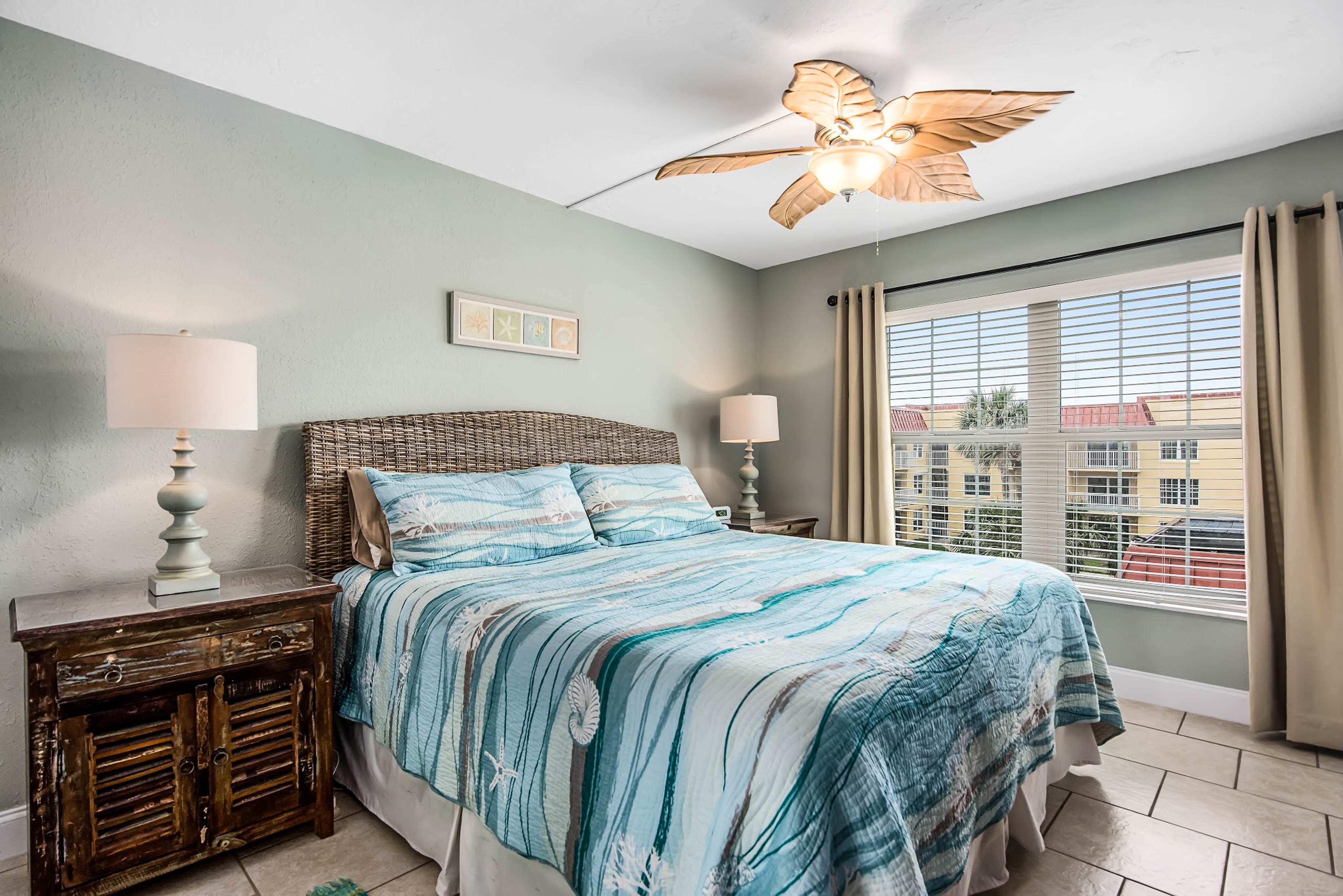 New Smyrna Beach Condo 913701