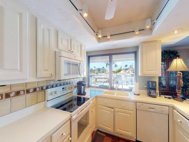 Marco Island Home 913703