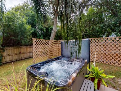 Cocoa Beach Home 913704