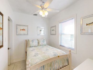 Ocean View Home Sleeps 8 Guests Only 1/2 Block to Beach