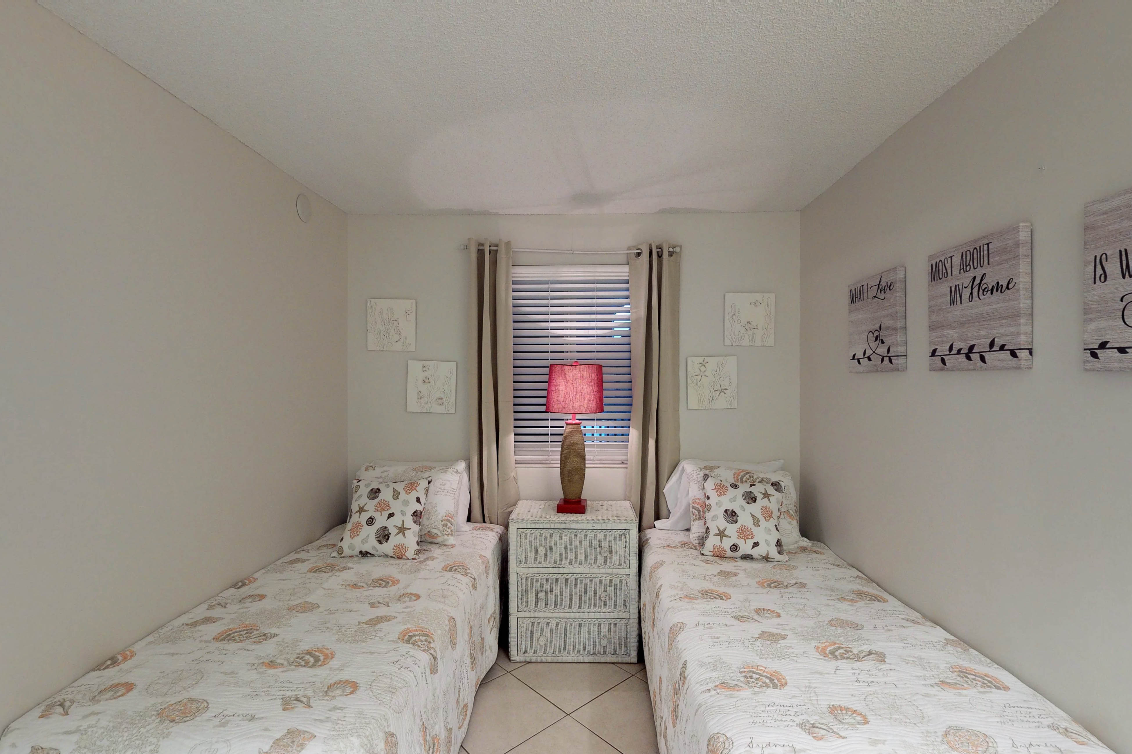 New Smyrna Beach Condo 913716