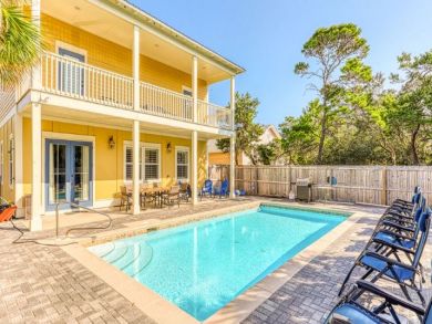 Very Nice 6 Bedroom Home with Private Pool Sleeps 14 Guests