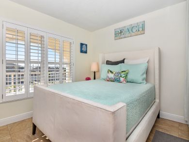 New Smyrna Beach Condo 913725