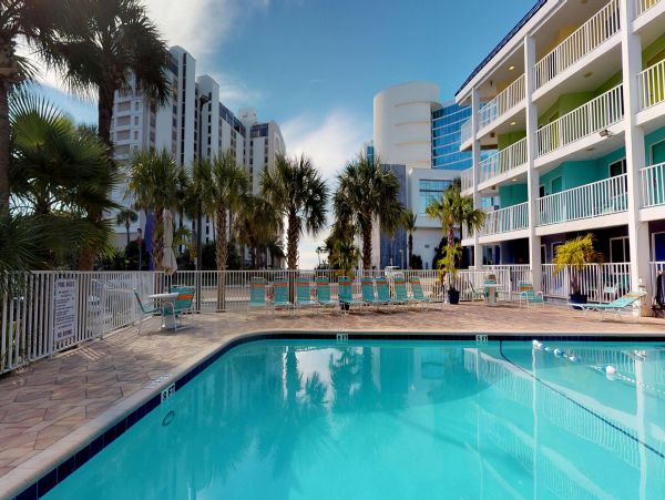 Studio Condo Across the Street from the Beach