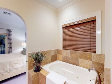 Fort Lauderdale Home 913756