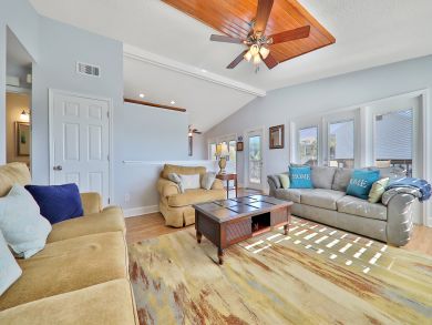 St. Augustine Home 913771