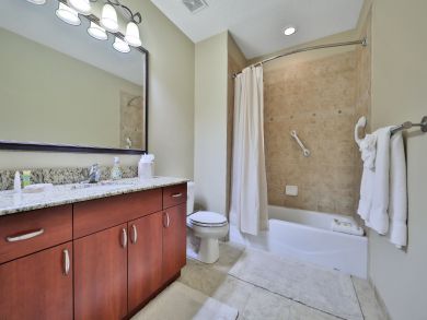 Daytona Beach Condo 913774