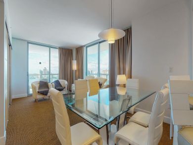 Miami Beach Condo 913780