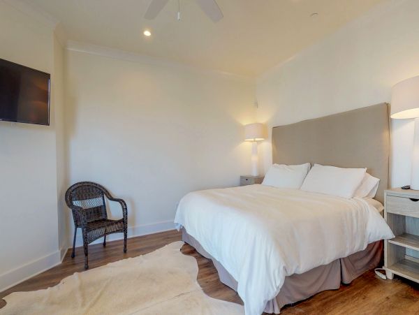On Beach Pensacola Vacation Condo Four Bedroom