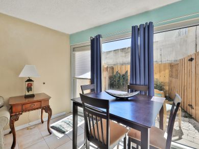 Daytona Beach Condo 913793