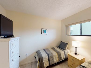 Cocoa Beach Condo 913807