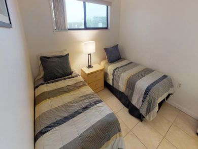 Cocoa Beach Condo 913807