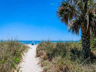 Cocoa Beach Condo 913807