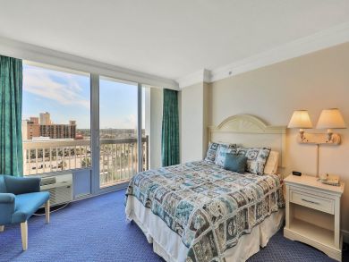 Daytona Beach Condo 913823