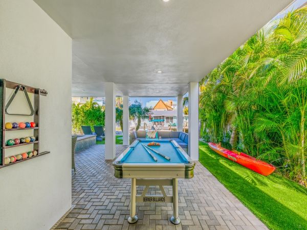 Luxury Seven Bedroom Bradenton Beach Rental Home Canal Views