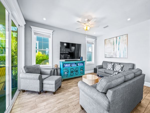 Luxury Seven Bedroom Bradenton Beach Rental Home Canal Views