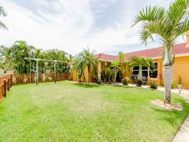 Cocoa Beach Home 913859