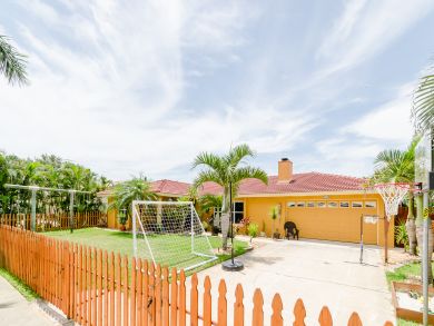 Cocoa Beach Home 913859