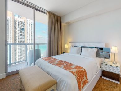 Miami Beach Condo 913864