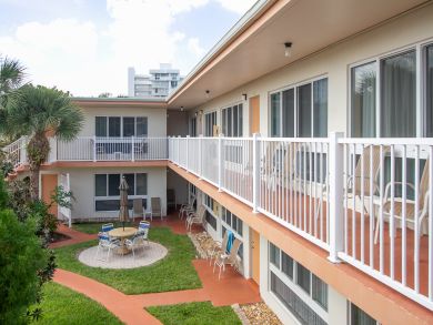 Pompano Beach Condo 913873
