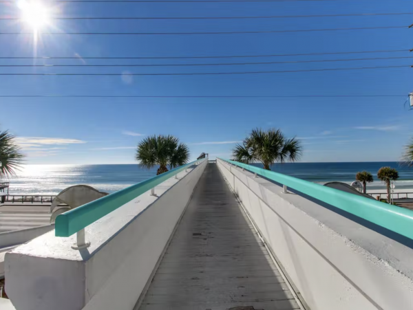 Value Priced Beach Front Rental Three Bedroom Lovely