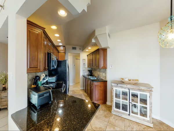 Value Priced Beach Front Rental Three Bedroom Lovely