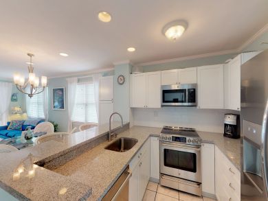 The Florida Keys Condo 913877