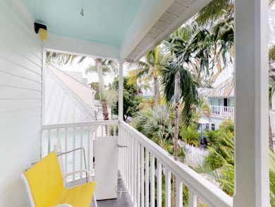 The Florida Keys Condo 913877