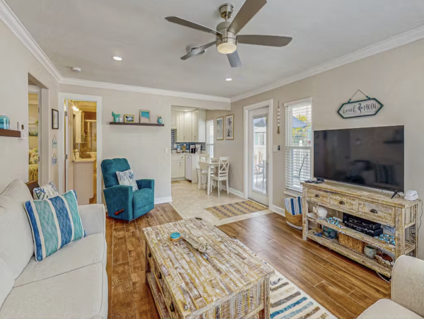 Discover Your Perfect Holmes Beach Condo with Heated Pool