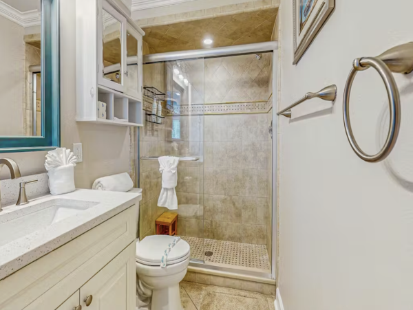 Discover Your Perfect Holmes Beach Condo with Heated Pool